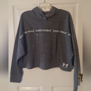 New Under Armour Loose Fit Crop Hoodie Size Medium